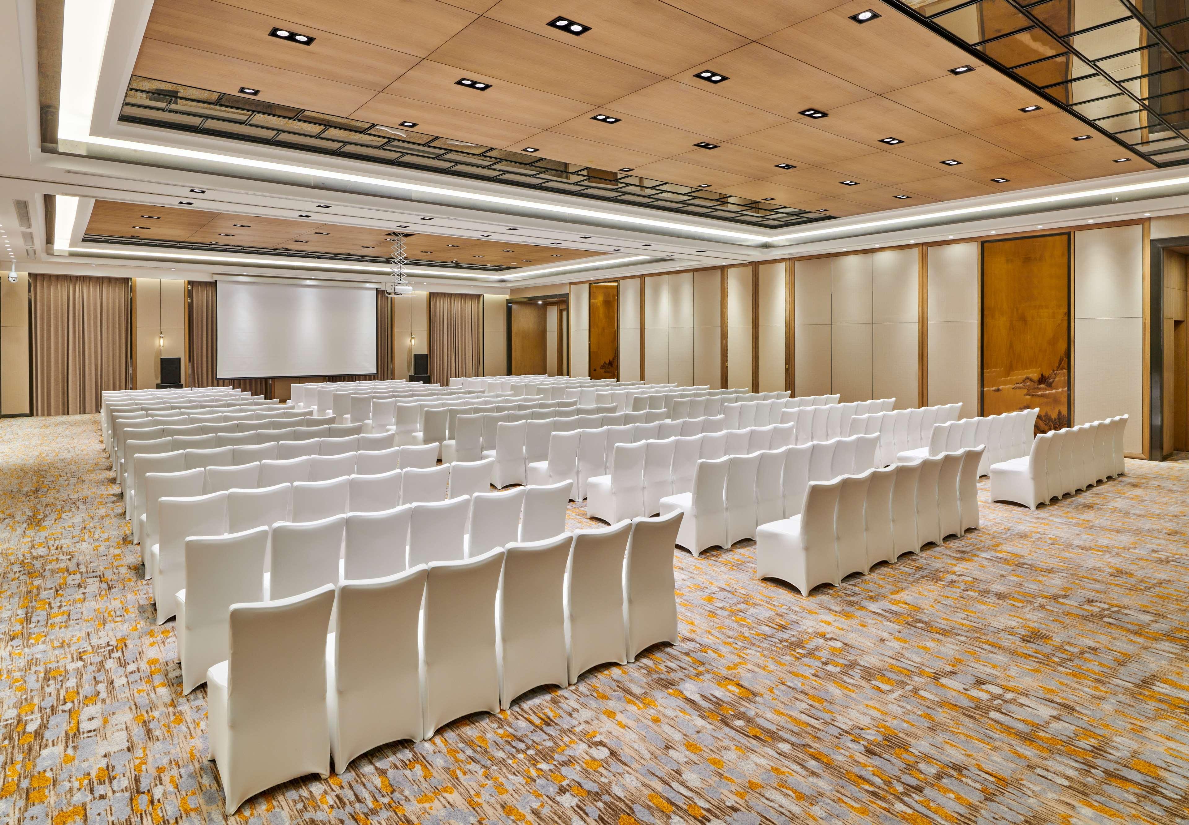 Lushan West Sea Resort, Curio Collection By Hilton Jiujiang  Экстерьер фото