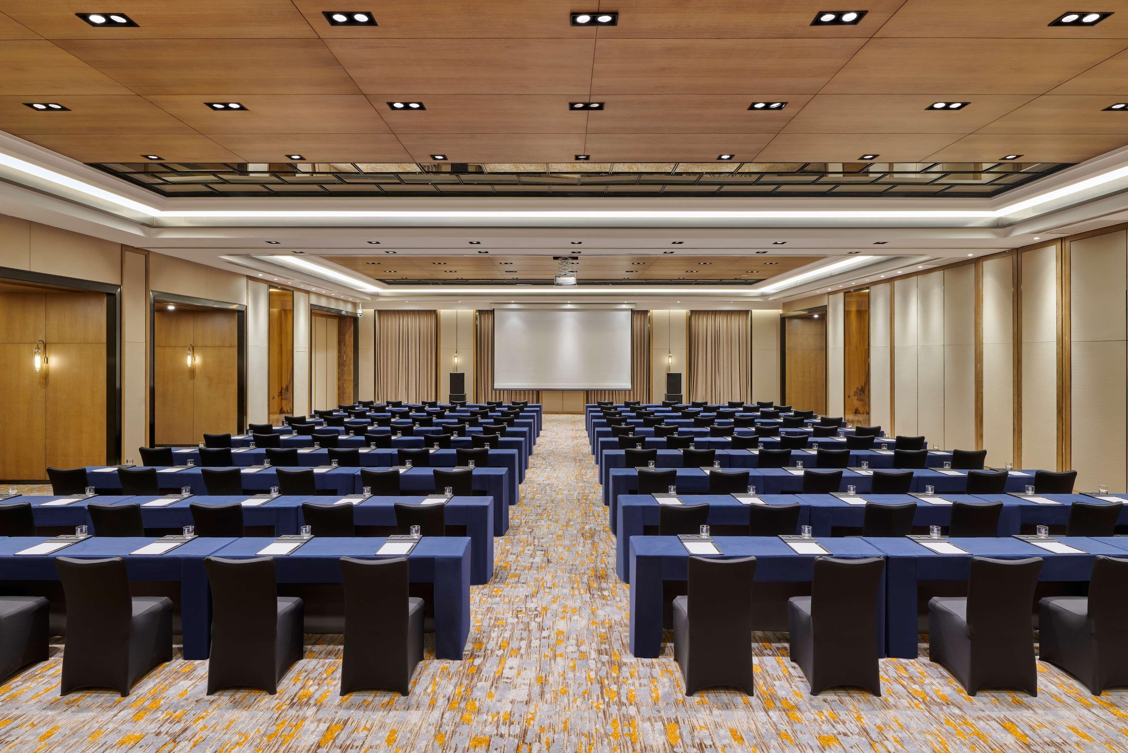 Lushan West Sea Resort, Curio Collection By Hilton Jiujiang  Экстерьер фото