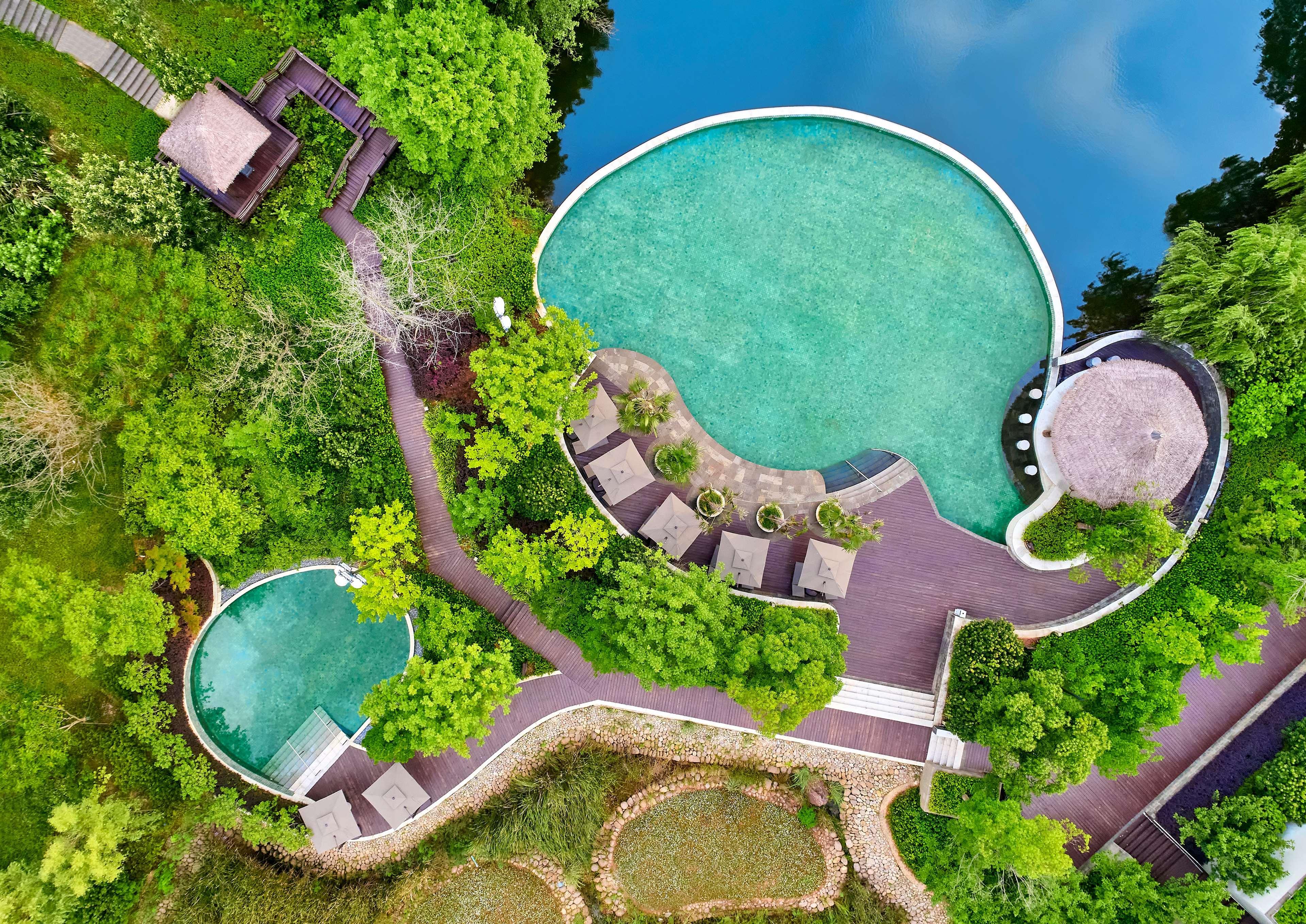 Lushan West Sea Resort, Curio Collection By Hilton Jiujiang  Экстерьер фото