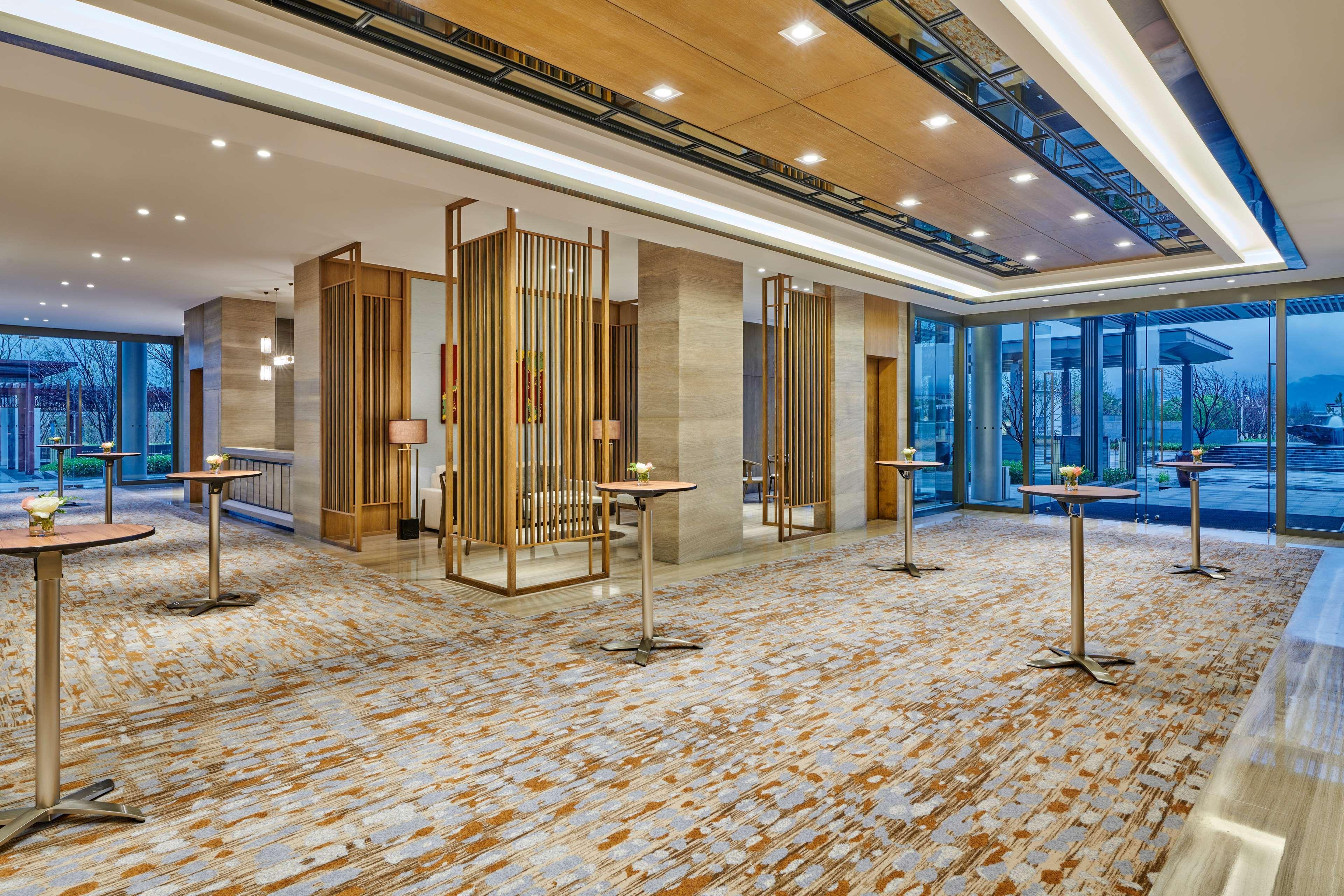 Lushan West Sea Resort, Curio Collection By Hilton Jiujiang  Экстерьер фото