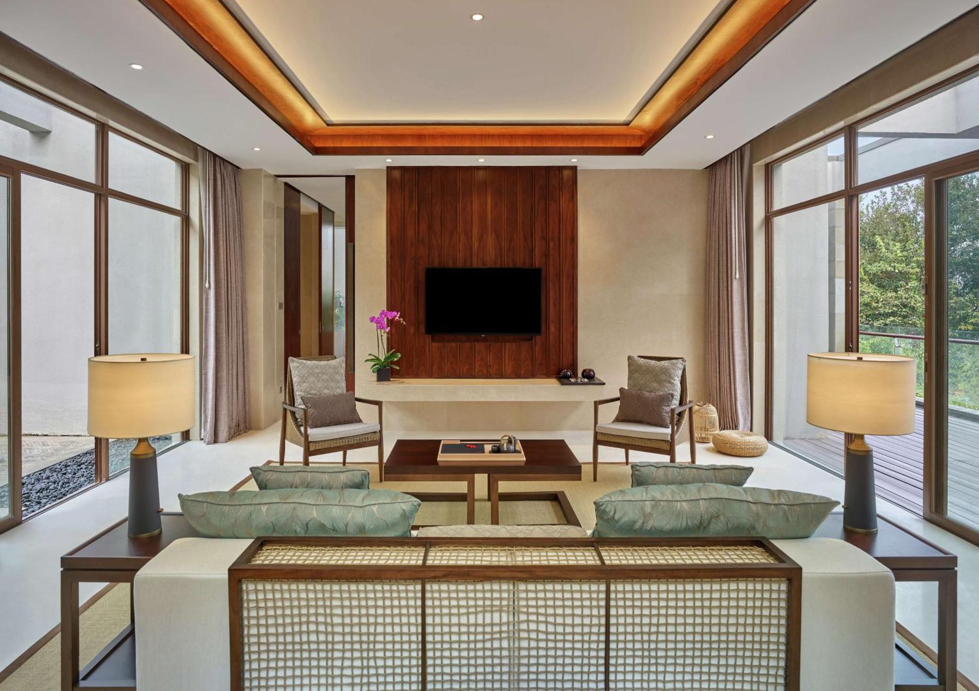Lushan West Sea Resort, Curio Collection By Hilton Jiujiang  Экстерьер фото