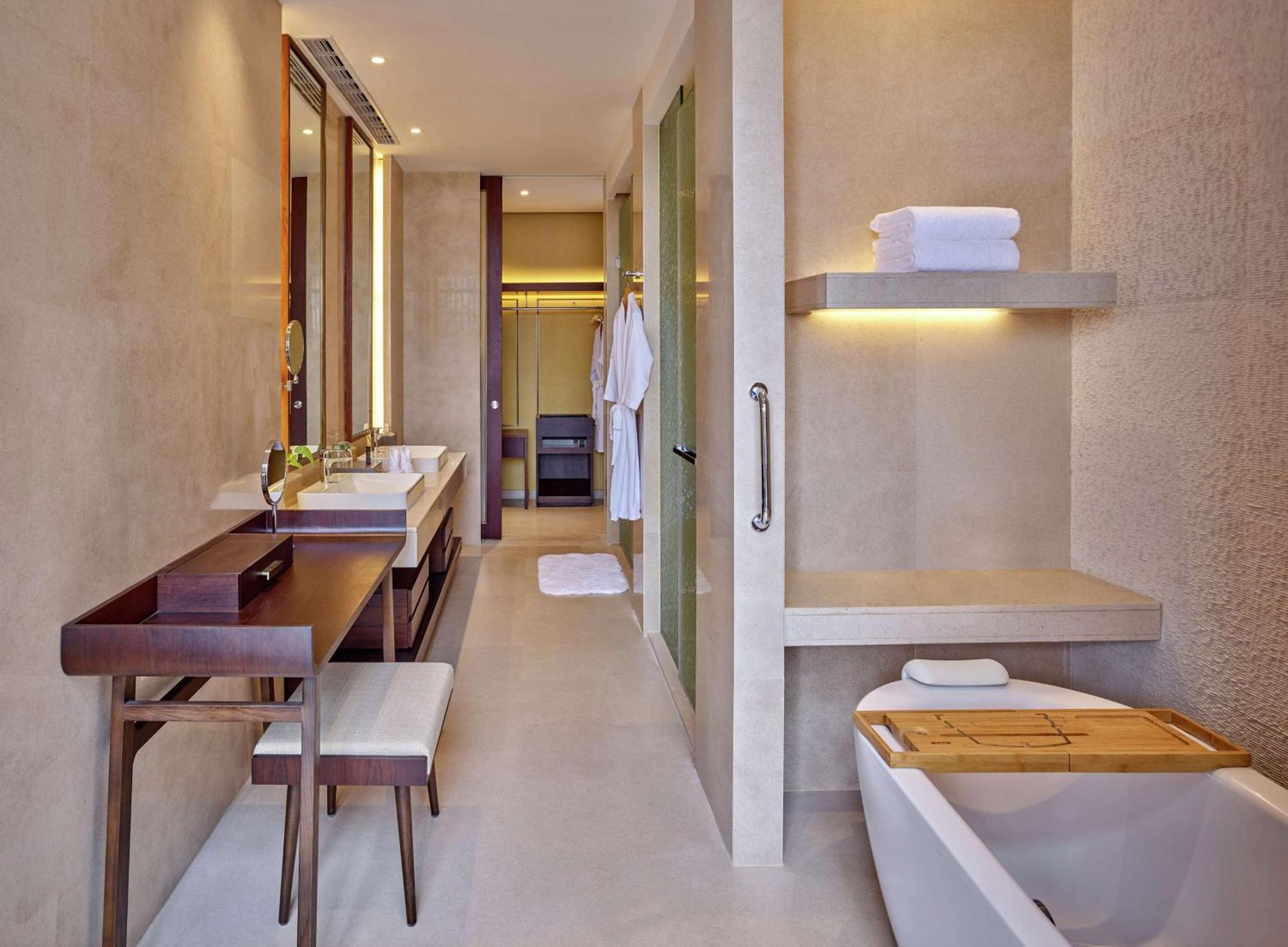 Lushan West Sea Resort, Curio Collection By Hilton Jiujiang  Экстерьер фото