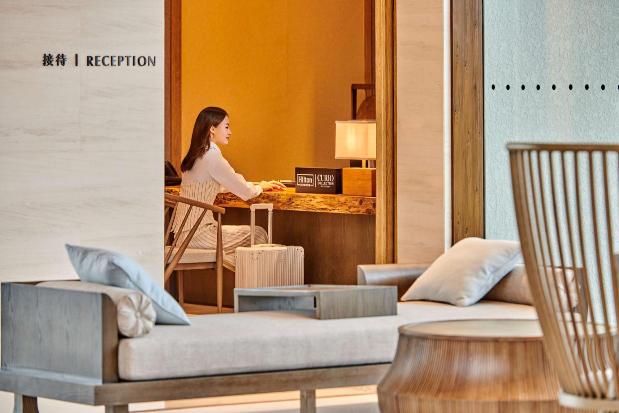 Lushan West Sea Resort, Curio Collection By Hilton Jiujiang  Экстерьер фото