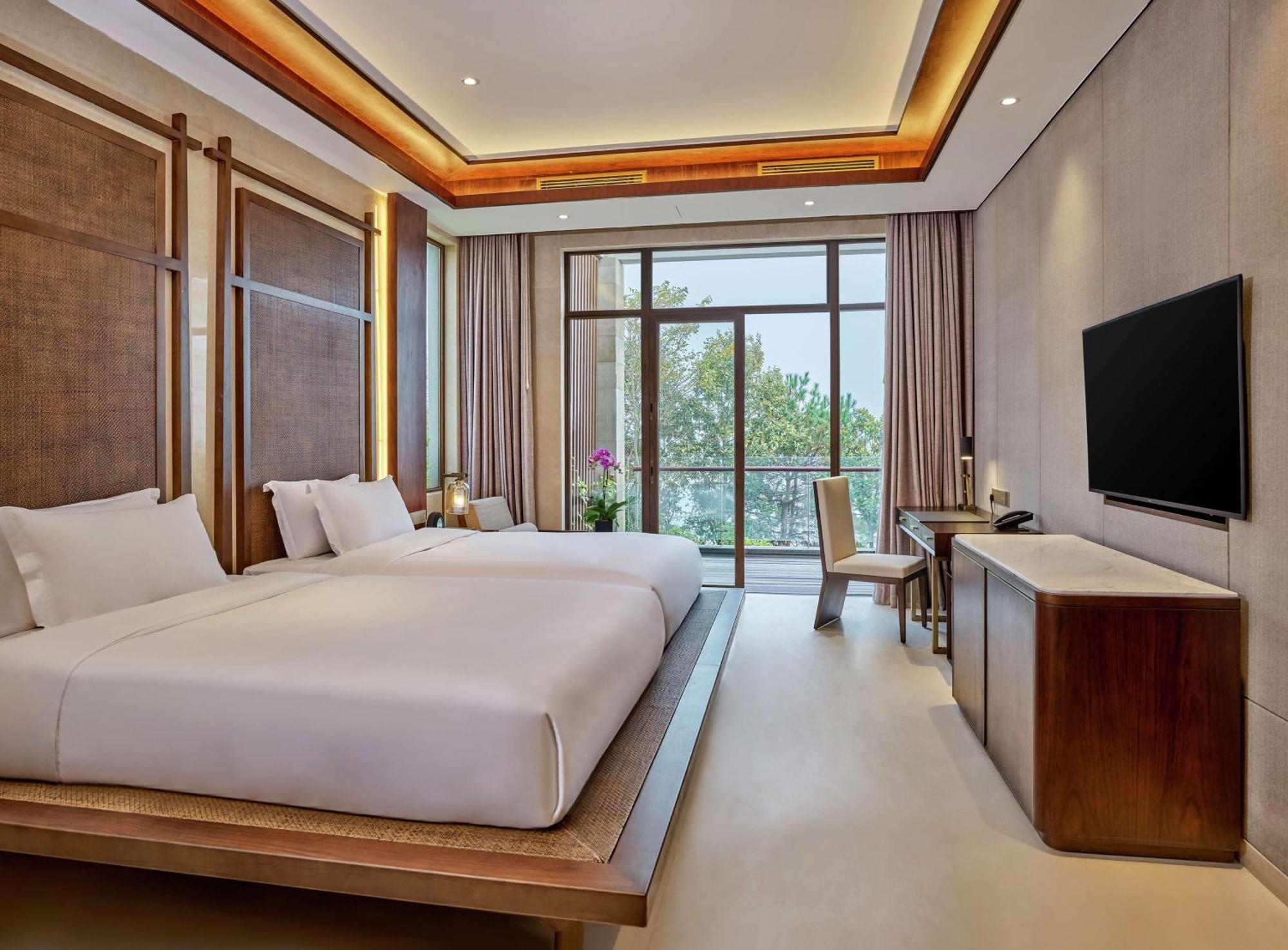 Lushan West Sea Resort, Curio Collection By Hilton Jiujiang  Экстерьер фото