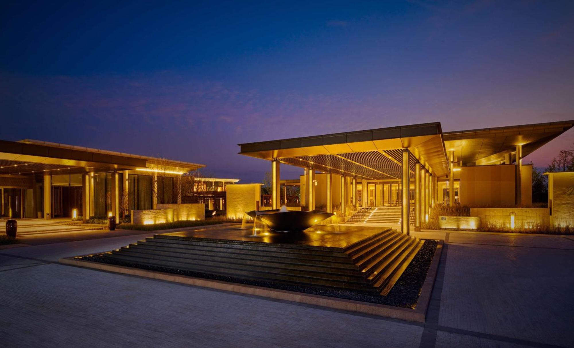 Lushan West Sea Resort, Curio Collection By Hilton Jiujiang  Экстерьер фото